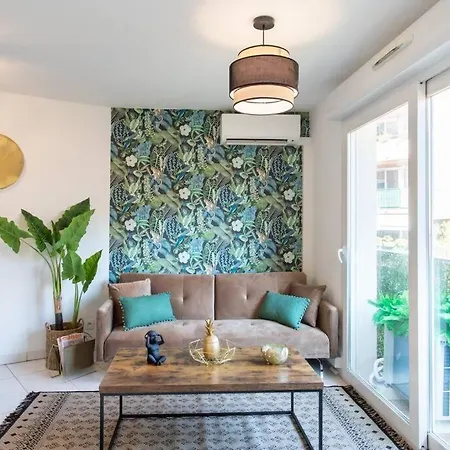 L44 1bdr Flat 10mins Walk To Port/balcon, Parking, Ac Apartment *