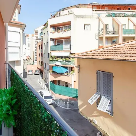 L44 1bdr Flat 10mins Walk To Port/balcon, Parking, Ac Apartment *