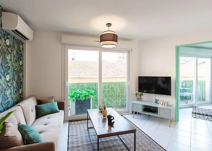 Appartement L44 1bdr Flat 10mins Walk To Port/balcon, Parking, Ac