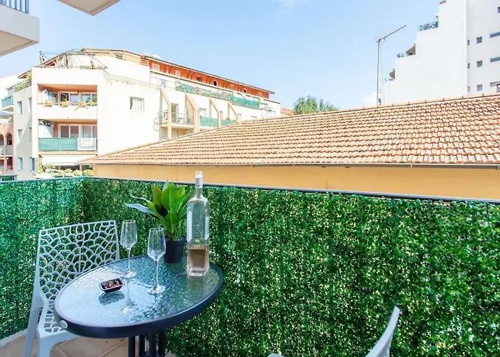 Appartement L44 1bdr Flat 10mins Walk To Port/balcon, Parking, Ac *
