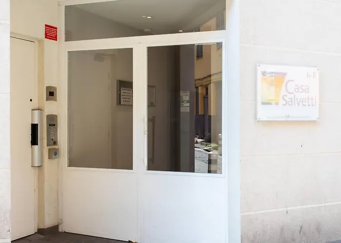 L44 1bdr Flat 10mins Walk To Port/balcon, Parking, Ac * Nice